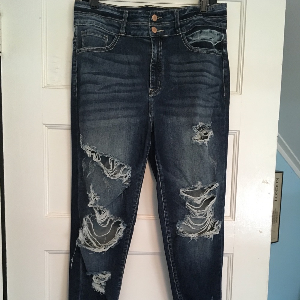 High waisted jeans
